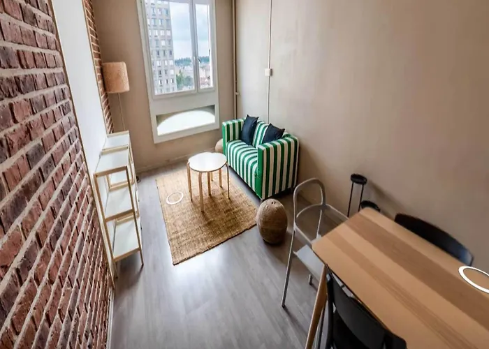 Private In A Shared Flat Lyon 8